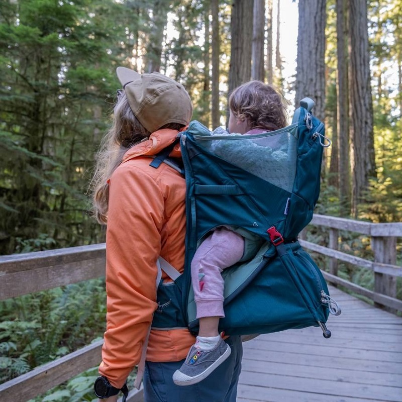 hiking with toddlers